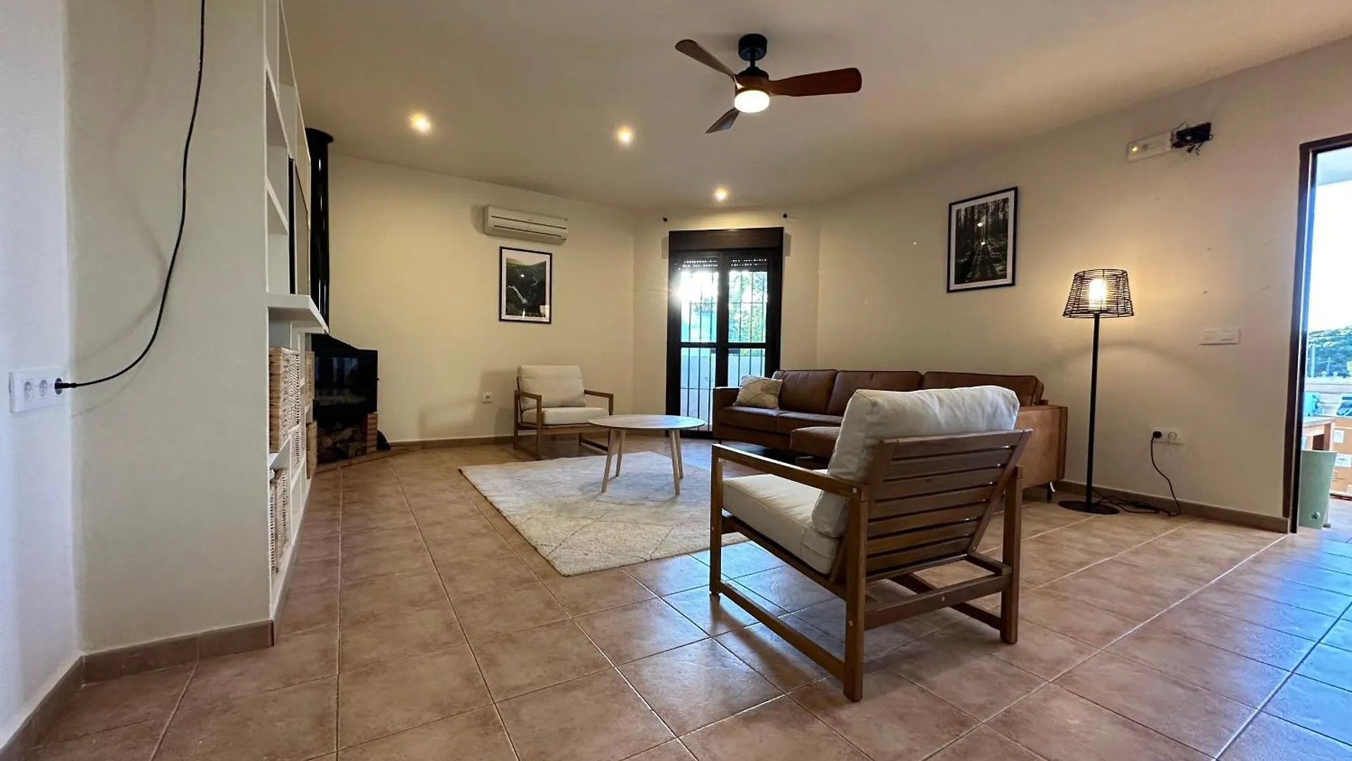 Paraiso De La Luz 7 Bedrooms, Swimming Pool & 4 Bathrooms カディス 0*,  スペイン